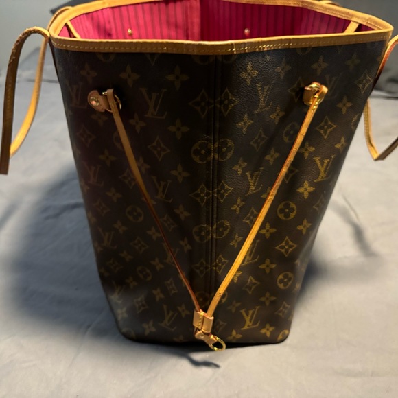 Louis Vuitton Neverful GM with receipt - Picture 3 of 9